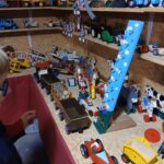 04.06 - 35 - Boutique de jouets en bois